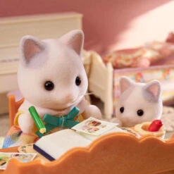 Calico Critters Family: Latte Cat Family 13 Calico Critters Family: Latte Cat Family -Ooly Shop 020373221611 l 06