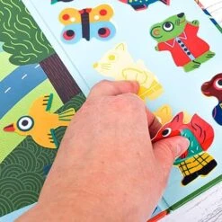 Djeco Animals Repositionable Sticker Activity Book -Ooly Shop 61xp4d4f5ML. AC SX466