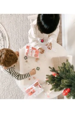 Meri-Meri Unicorn Stamp Advent Calendar 7 Meri-Meri Unicorn Stamp Advent Calendar -Ooly Shop IMG 4092