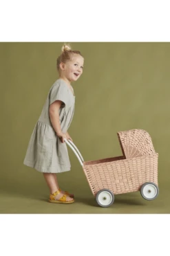 Strolley -Ooly Shop Screen Shot 2020 03 05 at 11.29.48 PM 9fbe9b61 5648 44f6 8c3a 79a073380d13