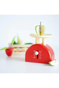 Le Toy Van Weighing Scales