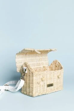 Rattan Casa Bag -Ooly Shop image 060b0a92 eaaf 4812 8ec4 1002d7d2e6bd