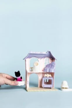 Calico Critters Set: Spooky Surprise House -Ooly Shop image e23c526f 27e7 41f1 8f8c 860625d07a45