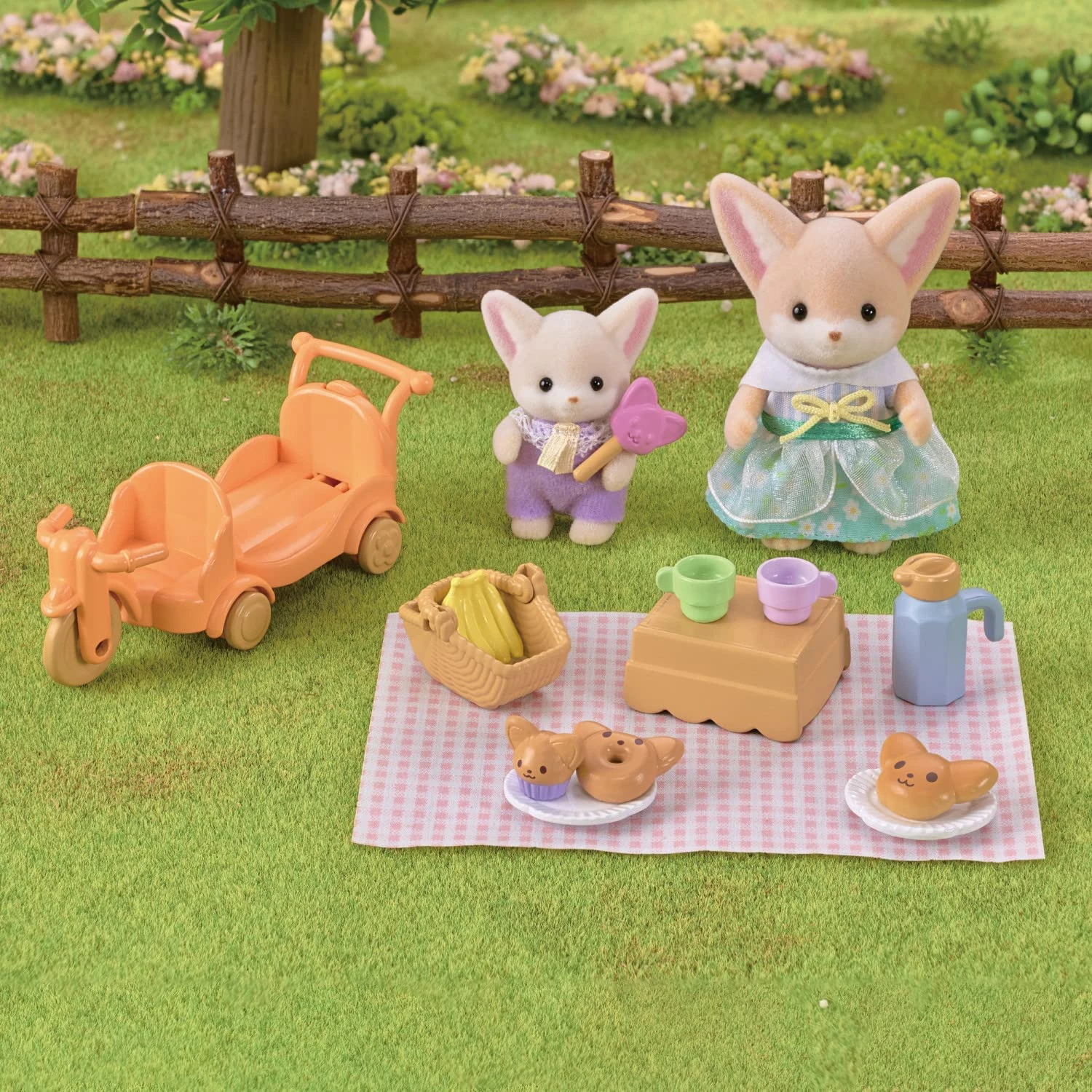Calico Critters Sunny Picnic Set 3 Calico Critters Sunny Picnic Set