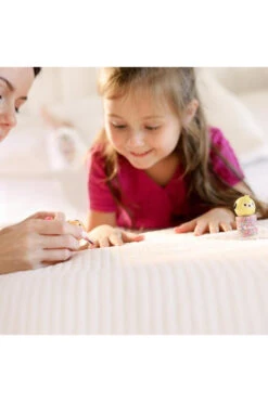 Puttisu 3-color Nail Art Kit -Ooly Shop puttisu nail1 720x 6389e7a0 5695 4911 b089 6b5cf22dc764